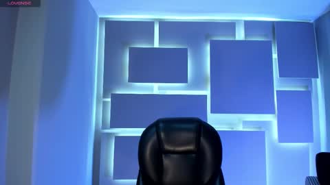 Snapshot of rossirivers chatting on February 2026 12:04:01 PM Rossie Rivers online show from February 2026 12:04:01 PM