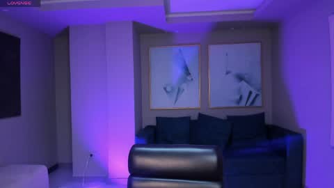 Rossie Rivers online show from May 2026 12:02:01 PM