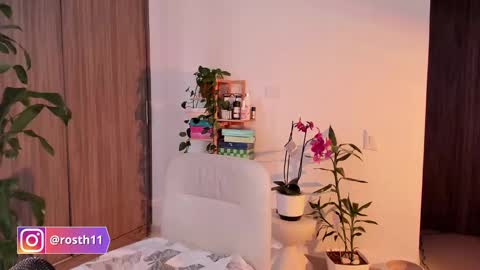 Im Ross   online show from October 2025 07:55:01 PM