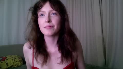 rosy_petal online show from May 2026 07:10:02 PM