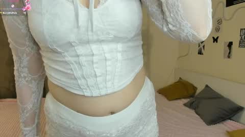 Snapshot of rosy_sigh chatting on May 2026 09:42:02 PM Im Luna online show from May 2026 09:42:02 PM