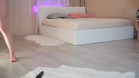 Snapshot of rosyemily chatting on February 2025 10:40:02 AM Hi Im Maria Check my Bio online show from February 2025 10:40:02 AM