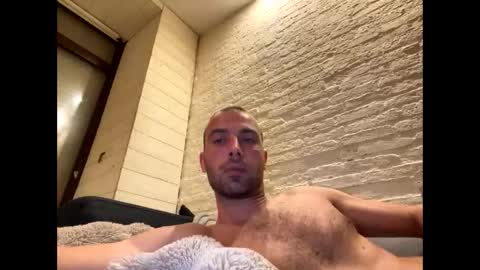 Snapshot of rotteei1 chatting on September 2025 05:16:02 PM rotteei1 online show from September 2025 05:16:02 PM