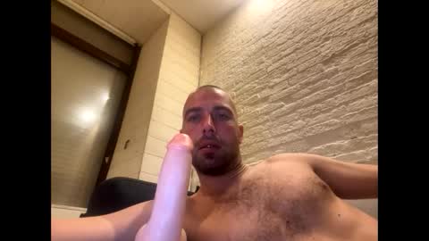 Snapshot of rotteei1 chatting on September 2025 06:19:02 AM rotteei1 online show from September 2025 06:19:02 AM