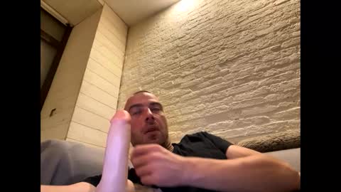 Snapshot of rotteei1 chatting on October 2025 04:00:02 AM rotteei1 online show from October 2025 04:00:02 AM