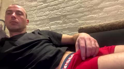 Snapshot of rotteei1 chatting on February 2026 01:42:01 PM rotteei1 online show from February 2026 01:42:01 PM