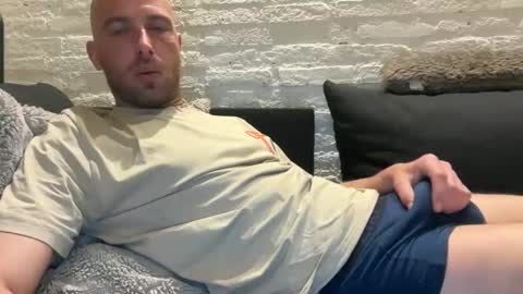 rotteei1 online show from May 2026 11:00:01 PM