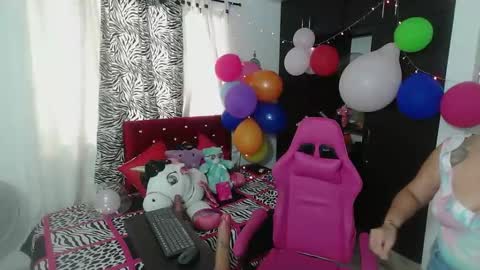 rous_kinky online show from April 2026 03:49:02 PM