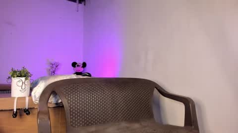 rouse_sexy_hotxx77 online show from June 2026 07:18:01 AM