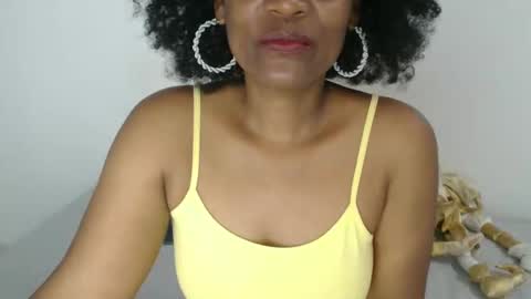Snapshot of roushlove chatting on December 2024 12:56:02 PM luxa online show from December 2024 12:56:02 PM