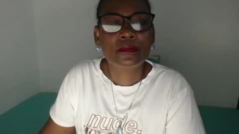 Snapshot of roushlove chatting on February 2026 12:45:01 PM luxa online show from February 2026 12:45:01 PM