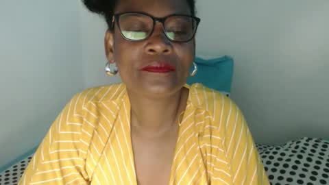 Snapshot of roushlove chatting on March 2026 12:16:01 AM luxa online show from March 2026 12:16:01 AM