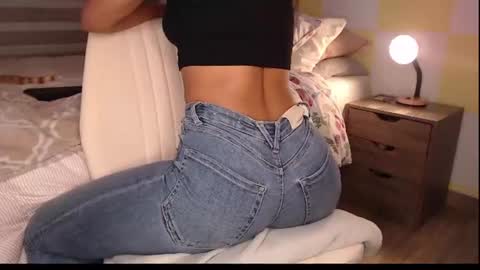 Rouss marie henao  online show from June 2026 04:49:01 PM