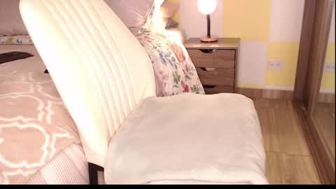 Rouss marie henao  online show from June 2026 10:34:02 PM