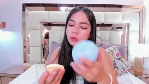 Rousse Stonss online show from March 2026 04:55:01 PM