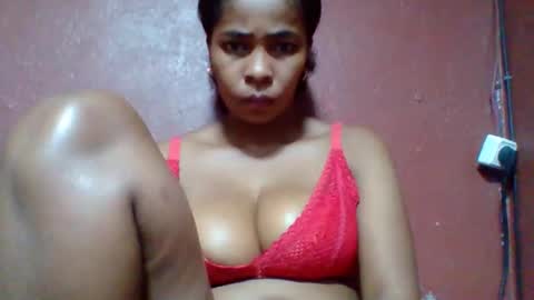 Snapshot of rovaelyah chatting on February 2026 03:32:01 AM rovaelyah online show from February 2026 03:32:01 AM