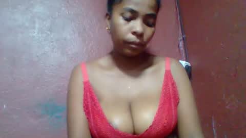 Snapshot of rovaelyah chatting on February 2026 07:51:01 AM rovaelyah online show from February 2026 07:51:01 AM