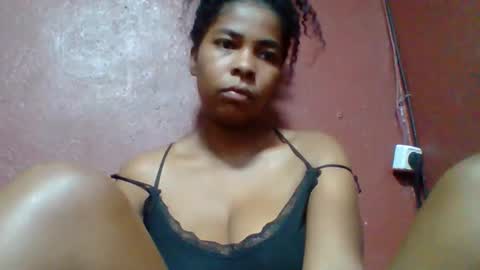 Snapshot of rovaelyah chatting on March 2026 03:24:01 AM rovaelyah online show from March 2026 03:24:01 AM