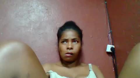 Snapshot of rovaelyah chatting on March 2026 05:42:02 PM rovaelyah online show from March 2026 05:42:02 PM