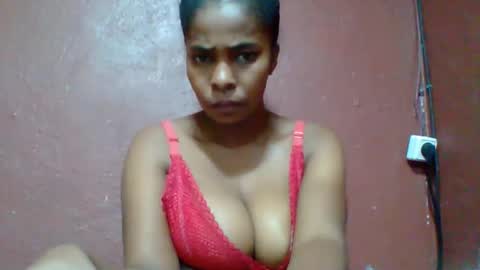 Snapshot of rovaelyah chatting on March 2026 03:05:02 PM rovaelyah online show from March 2026 03:05:02 PM