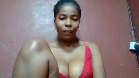 Snapshot of rovaelyah chatting on March 2026 03:11:01 AM rovaelyah online show from March 2026 03:11:01 AM
