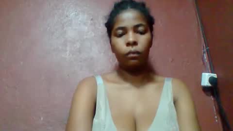 Snapshot of rovaelyah chatting on April 2026 02:42:02 AM rovaelyah online show from April 2026 02:42:02 AM