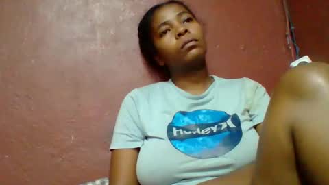 Snapshot of rovaelyah chatting on April 2026 02:29:02 AM rovaelyah online show from April 2026 02:29:02 AM