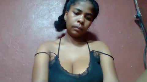 Snapshot of rovaelyah chatting on April 2026 03:00:02 AM rovaelyah online show from April 2026 03:00:02 AM