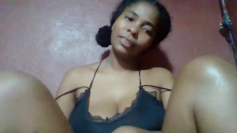 Snapshot of rovaelyah chatting on April 2026 03:46:01 AM rovaelyah online show from April 2026 03:46:01 AM
