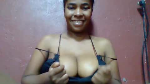 Snapshot of rovaelyah chatting on May 2026 06:29:02 AM rovaelyah online show from May 2026 06:29:02 AM