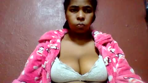 rovaelyah online show from June 2026 09:00:02 AM