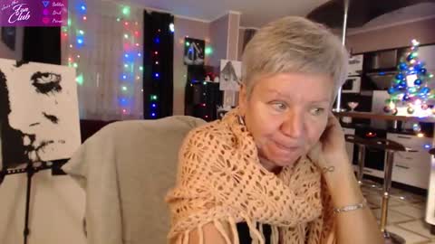 Snapshot of roxana_brooks chatting on January 2025 05:20:01 PM Roxana online show from January 2025 05:20:01 PM