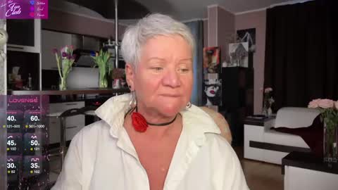 Snapshot of roxana_brooks chatting on March 2025 02:51:01 PM Roxana online show from March 2025 02:51:01 PM