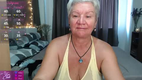 Roxana online show from May 2026 02:08:02 AM
