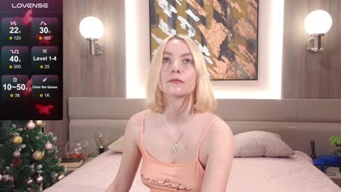 Snapshot of roxana_perry chatting on December 2024 11:28:02 AM Roxana online show from December 2024 11:28:02 AM