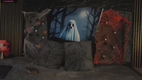 Snapshot of roxana_scottt chatting on October 2025 11:11:02 AM roxana_scottt online show from October 2025 11:11:02 AM