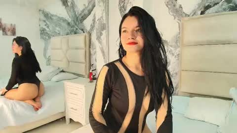 roxanaborns online show from September 2025 12:34:01 AM