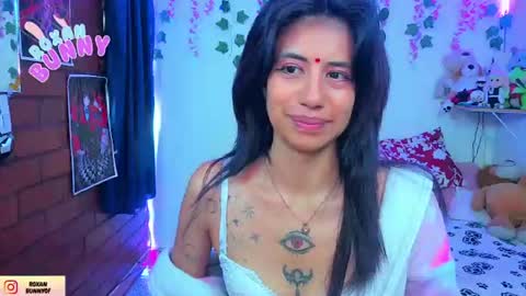roxxy online show from June 2026 04:15:01 PM
