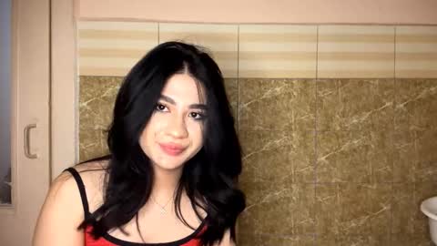 Aylin online show from February 2026 07:07:01 PM