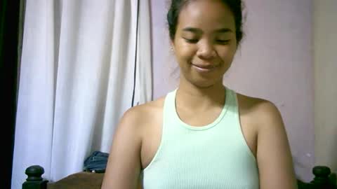 roxanne_98 online show from October 2025 01:30:01 AM