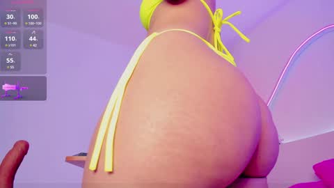 Roxanne Gomez online show from December 2024 01:56:01 PM