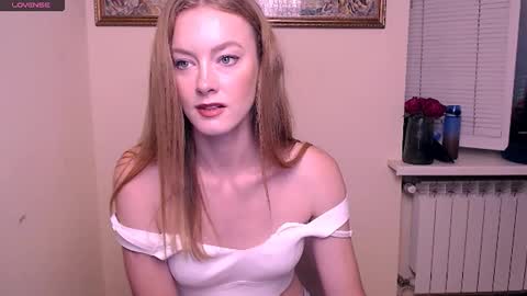 Snapshot of roxasemi_ chatting on September 2025 08:58:02 AM Roxa online show from September 2025 08:58:02 AM