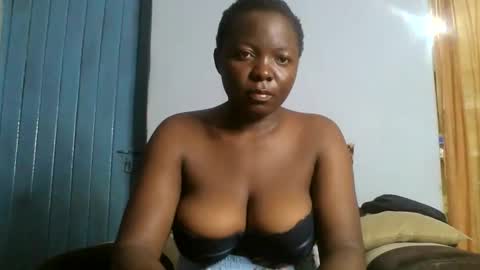 Snapshot of roxen_atieno chatting on January 2025 11:58:02 PM roxen_atieno online show from January 2025 11:58:02 PM