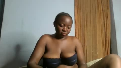 Snapshot of roxen_atieno chatting on January 2025 02:49:02 AM roxen_atieno online show from January 2025 02:49:02 AM