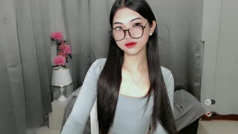 Snapshot of roxie_fuckdoll chatting on December 2024 10:25:01 PM Roxie online show from December 2024 10:25:01 PM