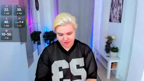 Roxie online show from October 2025 08:29:02 PM