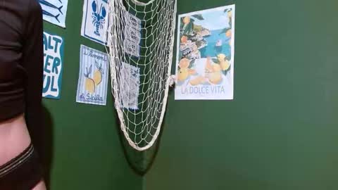 Roxie online show from October 2025 02:21:02 AM