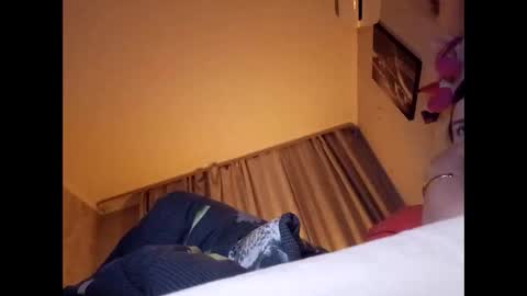 Snapshot of roxolanaa_sexy chatting on December 2024 07:00:02 PM ROXOLANAA SEXY online show from December 2024 07:00:02 PM