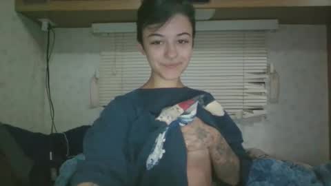 Snapshot of roxxysky chatting on April 2026 04:08:02 AM Roxxy Skyy online show from April 2026 04:08:02 AM