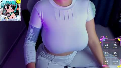 Annah  online show from November 2025 08:06:02 AM